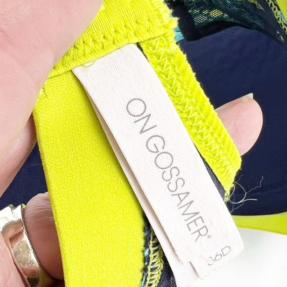 ✅ On Gossamer Active Uplift Push Up Plunge Bra 36D - Picture 6 of 8